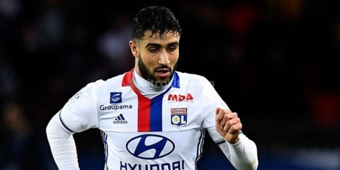 
Diintai Barca, Ini Rencana Masa Depan Nabil Fekir