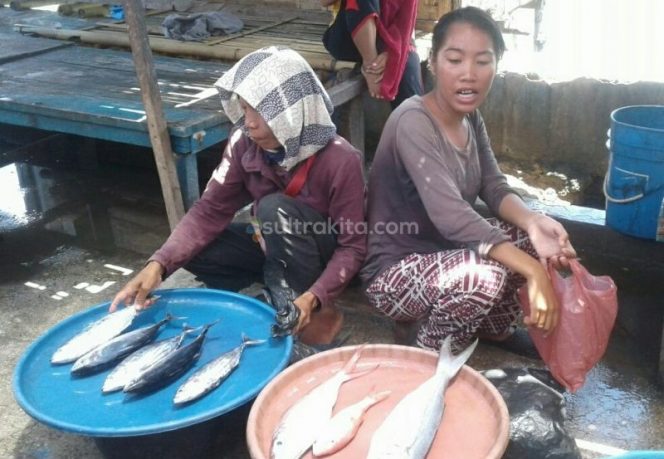 
Dianggap Telat Membayar, Dagangan Nasabah ini Ditendang Oknum Pegawai Koperasi