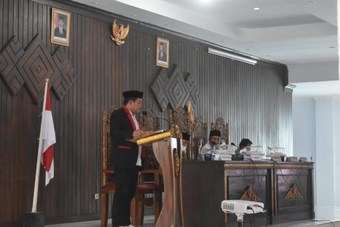 
Fraksi PDI Perjuangan Berikan Apresiasi Tujuh Raperda