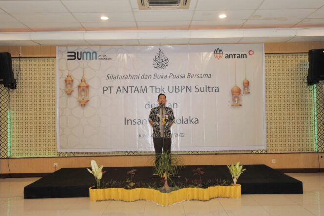 
Human capital and finance Dito Yulianto PT Antam Tbk UBPN Sultra saat memberikan sambutan