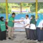 Penyerahan bantuan motor tiga roda oleh PT Antam UBPN Kolaka