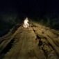 Jalan yang rusak parah di Lakansai