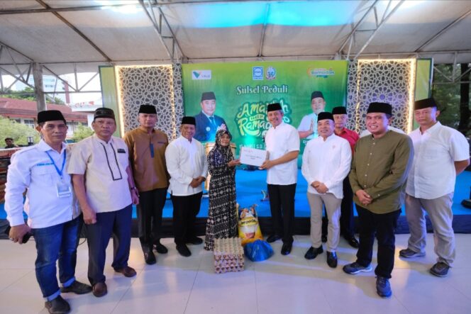 
PT Vale Bagikan Bingkisan ke 500 Anak Yatim dan 100 Panti Asuhan