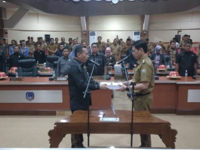 
DPRD Kolaka Tetapkan Tujuh Perda Definitif