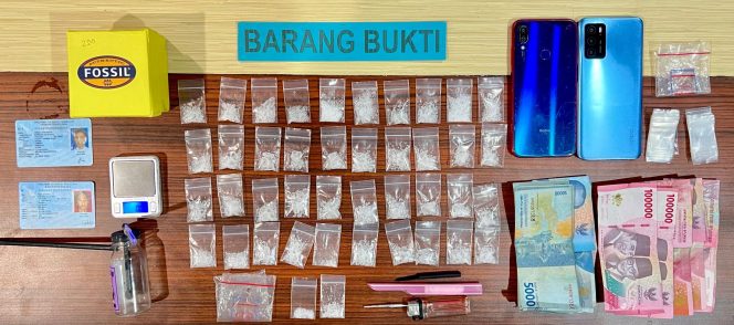 
Sejumlah barang bukti sabu yang diamankan Sat Res Narkoba Polres Kolaka