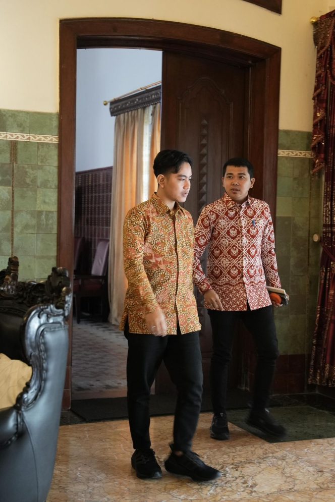 
Mundur Walikota Solo, Barisan RFG Apresiasi Capaian Prestasi Gibran
