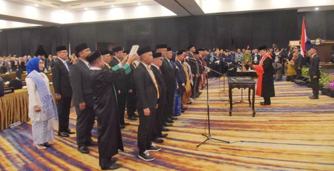 
Anggota DPRD Sultra Resmi Dilantik