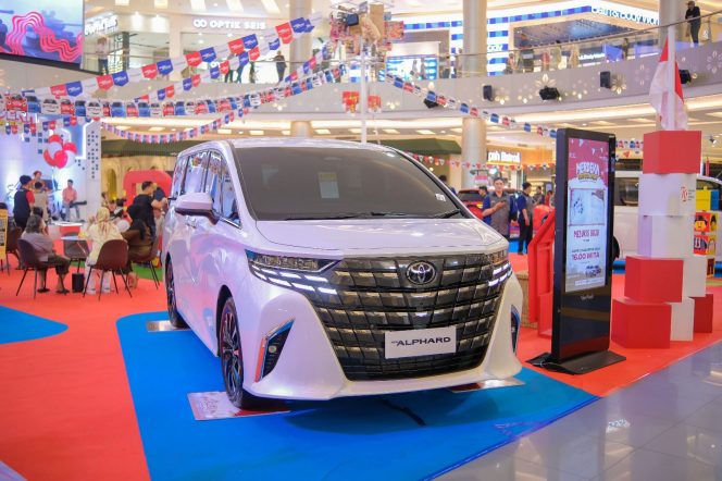 
Kalla Toyota kembali memanjakan pelanggan setianya dengan penawaran spesial akhir tahun. Dapatkan diskon hingga 2% untuk berbagai pilihan mobil premium Toyota, termasuk All New Voxy, Land Cruiser GR Sport, All New Alphard HEV, dan All New Vellfire HEV. Segera kunjungi Kalla Toyota terdekat.
