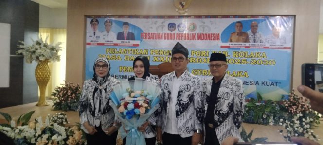 
Pengurus Baru Dilantik, PGRI Kolaka Berjuang Tingkatkan Kualitas Pendidikan