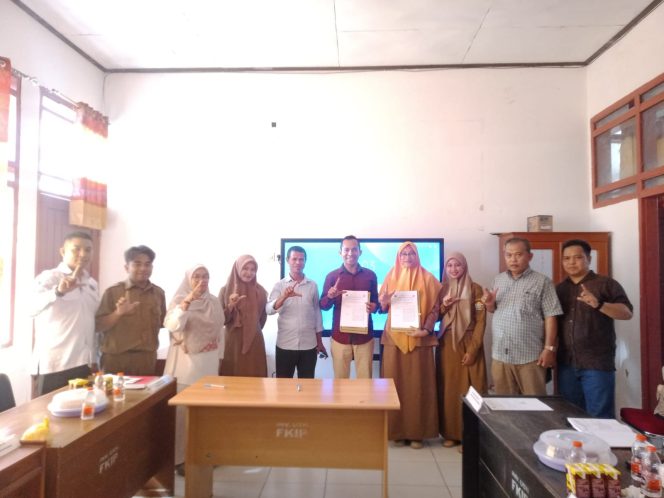 
Kolaborasi Tridharma, Prodi Pendidikan Bahasa Indonesia USN Kolaka Jalin Kerjasama dengan MGMP SMA Kolaka