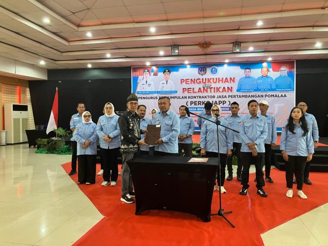 
Bupati Kolaka Kukuhkan Pengurus PERKOJAPP