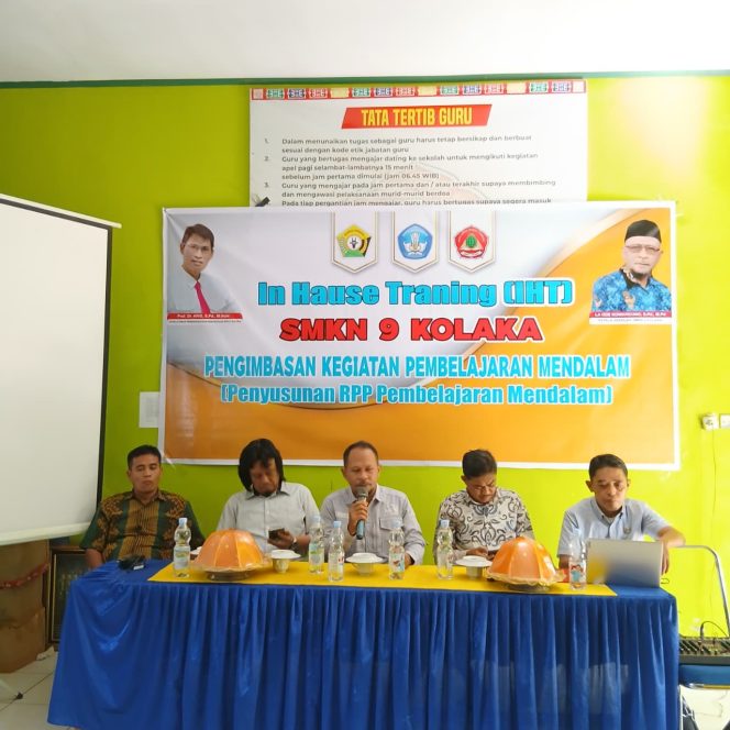 
SMKN 9 Kolaka Gelar IHT, Guru Didorong Terus Berinovasi