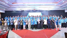 Pose bersama seusai pelantikan Pengurus DPD KNPI Kabupaten Kolaka periode 2025-2028 di salah satu
hotel Kolaka, Sabtu (8/11) malam. FOTO: Istimewa