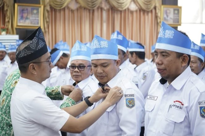 
Bupati Kolaka Dorong APDESI Perkuat Tata Kelola dan Pelayanan Desa