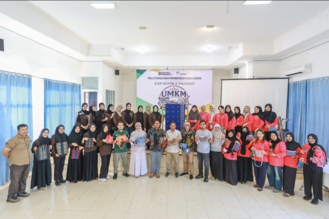 
ANTAM Resmi Tutup Pelatihan Kain Tenun dan Tali Rajut, Wujud Komitmen Perusahaan dalam Pemberdayaan Masyarakat