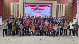 Foto bersama usai pengukuhan pengurus IKA USN Kolaka periode 2026-2031.