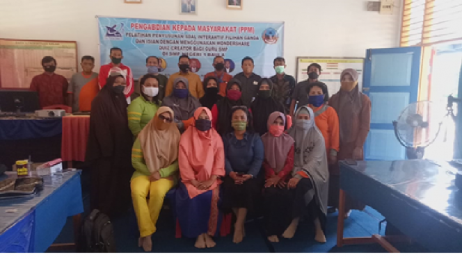 
Dosen USN Latih Guru SMPN 1 Baula