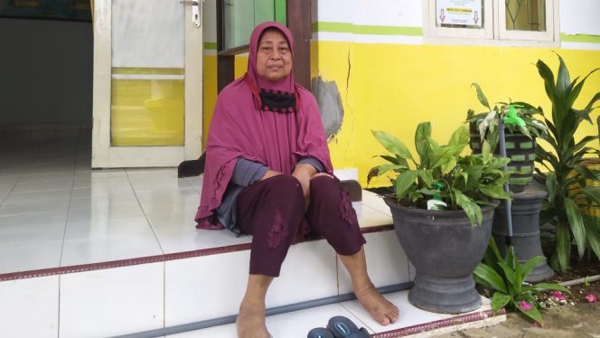 
Tak Terima Bansos Tunai, Nenek 63 Tahun Mengadu Ke Dinsos