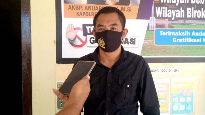 
 Polres Wakatobi Amankan Pelaku Penikaman di Kelurahan Pongo